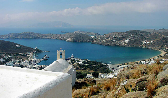 Picture of the coastline on Ios island