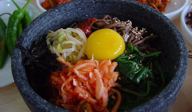 a uncooked vegetarian ramen